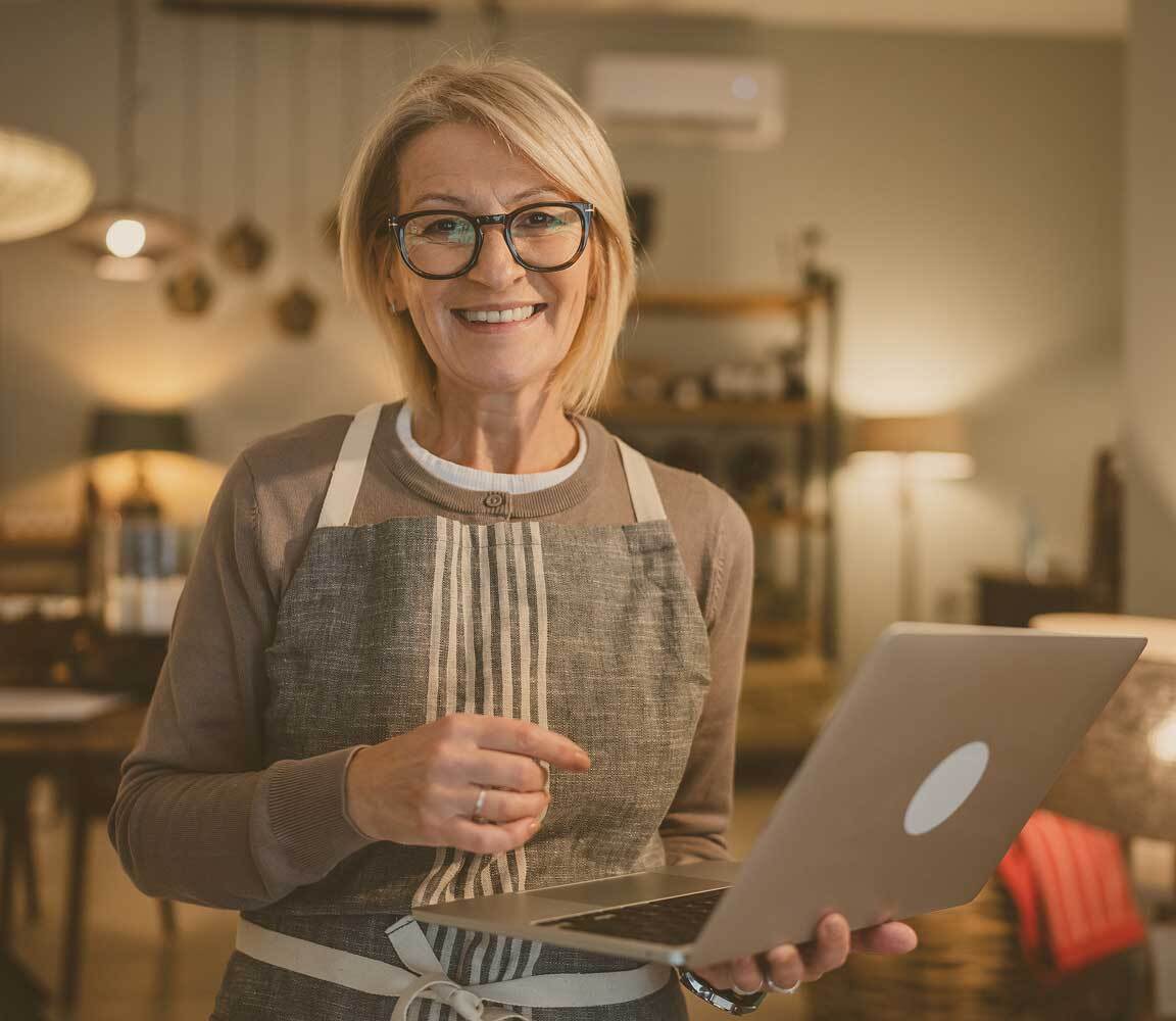 An unmatched service model